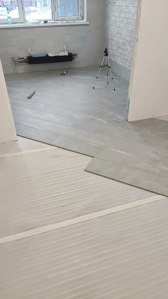 Укладка ламината 10.13.2025
